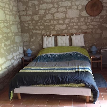 Hotel Les Caves Ambillou-Château Habitación foto