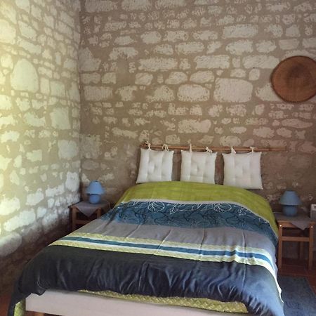 Hotel Les Caves Ambillou-Château Habitación foto