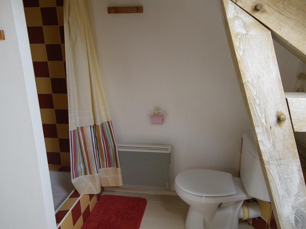 Hotel Les Caves Ambillou-Château Habitación foto