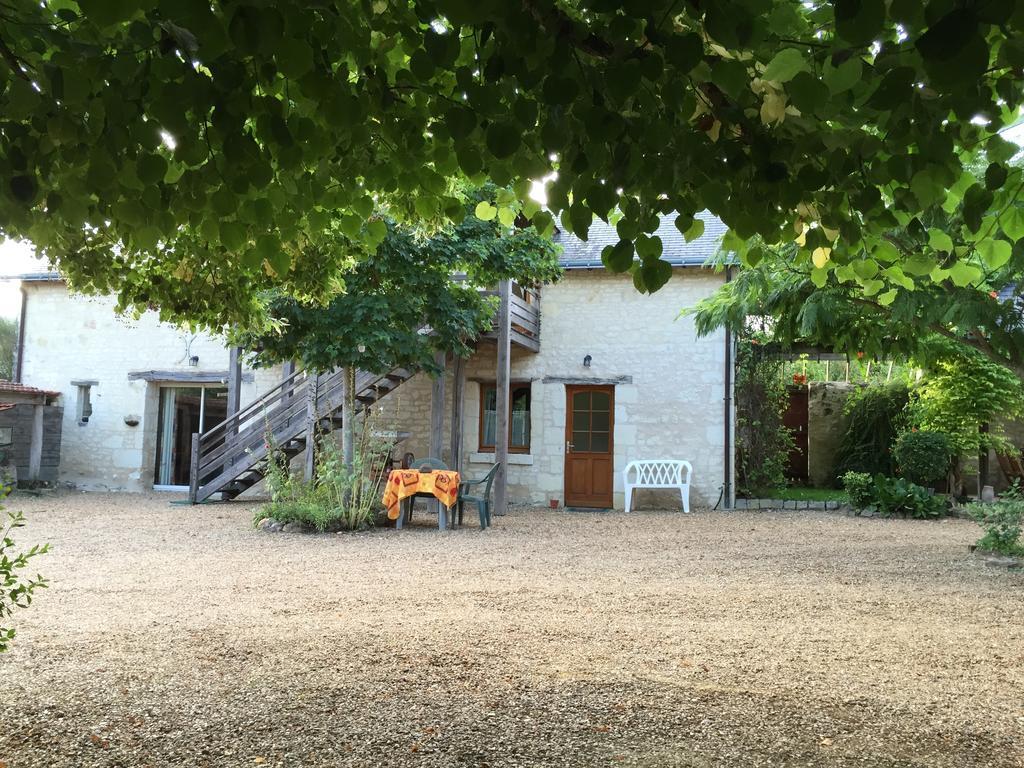 Hotel Les Caves Ambillou-Château Exterior foto